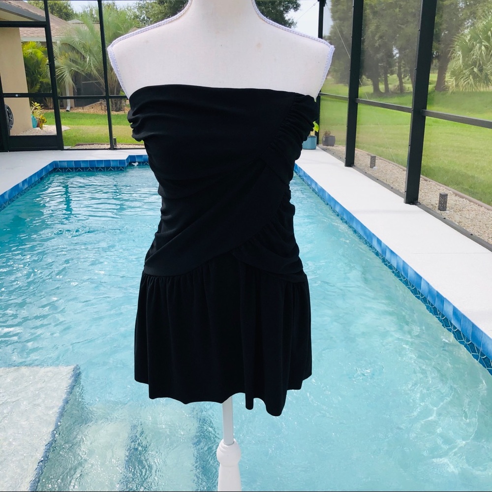 SOLD!!!⭐️Halter Blouse!⭐️ - Picture 5 of 5